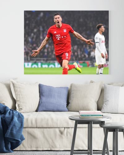 LONDON, ENGLAND - OCTOBER 1, 2019: Robert Lewandowski of Bayern celebrates after his first goal scored during the 2019/20 UEFA Champions League Group B game between Tottenham Hotspur FC (England) and Bayern Munchen (Germany) at Tottenham Hotspur Stad