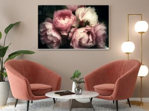 Piękny bukiet różowych kwiatów na ciemnym tle, miękki i romantyczny filtr w stylu vintage wyglądający jak stary obraz