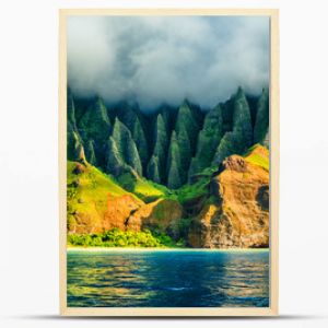 Na Pali wybrzeże Kauai Hawaje widok z morza rejs o zachodzie słońca Natura krajobraz linii brzegowej na wyspie Kauai Hawaje USA Hawaje podróże