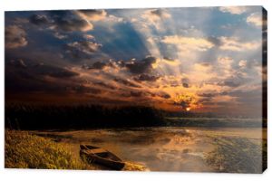 Podlasiezachód słońca nad rzeką Narew