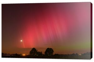 Zorza polarna i zachodzący Księżyc - Kraków Polska - Aurora Borealis from poland