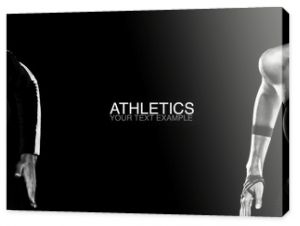 Koncepcja sportowa Czarno-białe zdjęcie Silna lekkoatletyczna sprinterka biegająca odizolowana na czarno, ubrana w odzież sportową fitness